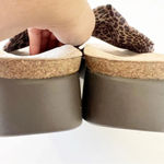 Munro  Leopard Print‎ Elastic Slide Sandals Women’s Size 9.5 WW Comfort Shoes EUC Photo 6