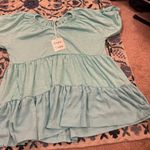 Davi & Dani NWT  small blouse Photo 3