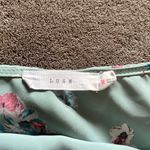 Lush Clothing LUSH Floral Silky Sleeveless Shirt Women’s Tank Top Sz M EUC Photo 3