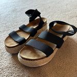 Boutique Platform Sandles  Photo 1