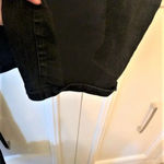 No Boundaries black high rise mom jeans  w/straight leg ‎ 17 Photo 4