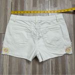 LC Lauren Conrad  Crochet Applique White Denim Shorts, Size 8 Photo 5