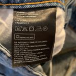 Divided blue high rise summer jean shorts Photo 4