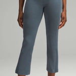 Lululemon  Ribbed Softstreme Zip-Leg High-Rise Cropped Pant 25"
Iron Blue Photo 0