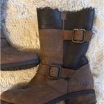 UGG  zip up boots Photo 2