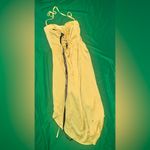 Pretty Little Thing NWT  Elegant Yellow Halter Dress size 6- Flaw Photo 3