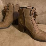 Crown Vintage Holliss Lace Up Ankle Boots | Booties Tan Size 7 Photo 0