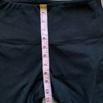 Yogalicious  Black Capri Leggings with Cutouts S Photo 6