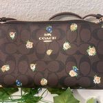 Coach Zip Top Crossbody In Signature Canvas With Vintage Mini Rose Print C7425 Photo 0