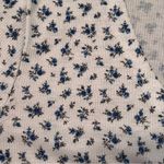 SheIn Blue & White Ditsy Floral V-Neck Drawstring Short Sleeve Crop Top Photo 4