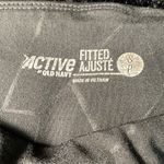 Old Navy Women’s Workout Outfit. Racerback and Cropped Leggings Geometric Small Photo 10