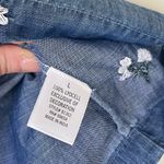 Harper Heritage  NWOT Chambray Blue Ruffle Floral Embroidery Tank Top ~ Size L Photo 4