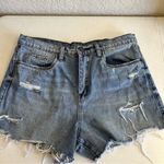 BLANK NYC Women’s The Barrow Denim Cut Off Button Fly Shorts - Size 30 Photo 5
