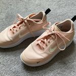 Nike Amixa Sneaker Photo 3