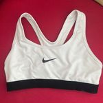 Nike Sports Bra Photo 0