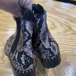 Paige Ankle Women's 6.5 Cecily Stud Trim Snakeskin Embossed Chelsea Boots S5 Photo 2