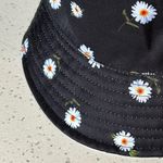 Alice + Olivia  Reversible Daisy Print And White Photo 5