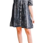 Charcoal Gray Black Acid Wash Button Photo 0