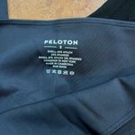 Peloton NWT  Move Mission Scallop Hem Legging Black size S Photo 5