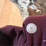 Lululemon  Burgundy Pace Rival High-Rise Crop 22" Athletic Leggings Size 6‎ Photo 5