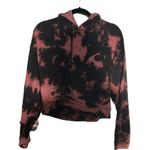 Aritzia  tna Red & Black Tie Dye Cozy AF Shrunken Hoodie Size XS. Photo 4