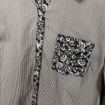 Susan Graver  Black And White Button Down Shirt Size 8 Photo 2