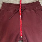 Lululemon  Scuba High Rise Jogger Sz 8 Photo 10
