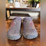 Merrell  blue embroidered slip on clogs size 7 Photo 4