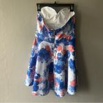 Windsor Floral Strapless Dress Size Medium Photo 4