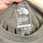 The North Face Green Crew neck Short Sleeves Tee Shirt US Small Photo 2