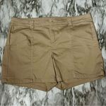 Liz Claiborne Tan Shorts Relaxed Fit Mid Thigh Stretch Normcore Closet Staple Photo 0