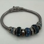 Henri Bendel  Rocks Blue Rhinestone Gunmetal Beaded Bracelet Magnet Close Photo 3