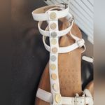 Vionic  WHITE SANDAL with Metallic Studs GREAT SHAPE Photo 4