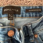 Kendall + Kylie  Jeans High-Rise Kontour The 3/26 Photo 3