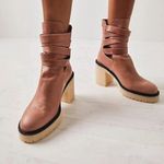 Free People NEW  Jesse Cutout Platform Boot Womens Size 41 English Tan Photo 0