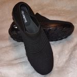 Slow Man women's sock sneakers Size 8.5 Photo 0