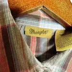 Wrangler pearl snap long sleeved Western shirt Sz S Photo 3