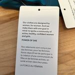 Athleta 🆕  Ultimate Printed Padded Sports Bra - NWT Photo 6