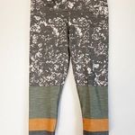 prAna  Pillar Printed Capri Leggings Green Size S Photo 0