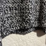 Ruby Moon  Women’s black & white long sleeve pullover sweater‎ size medium Photo 2
