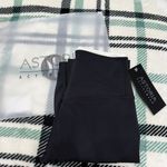 Astoria Activewear  Legging Photo 1