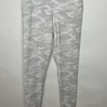 Scorpio Sol  White Gray Camo Leggings Sz Small Photo 3