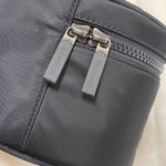 Lululemon Oval Top-Access kit Vol 3.5L in Black Photo 3