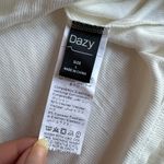 SheIn White Ribbed Short Sleeve V-Neck Crop Top Photo 2