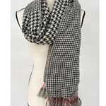 Women's Black White Red Checkered Large Knit Wrap Scarf Shawl Fringe Photo 3