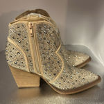 Very G Fashion boots size 6 1/2. Absolutely beautiful the boots have beautiful bling Photo 0