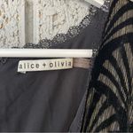 Alice + Olivia Arla Cold Shoulder Metallic Dress Gold Black Size 2 Paris Hilton Photo 3