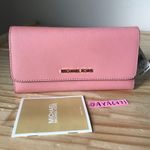 Michael Kors Wallet Photo 0