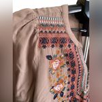 Andree by Unit  Womens Small Embroidered Floral Boho Peasant Top Blush Photo 3