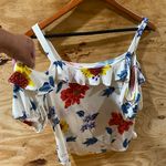 New York & Co. Floral Top Ruffle Cold Shoulder M Photo 2